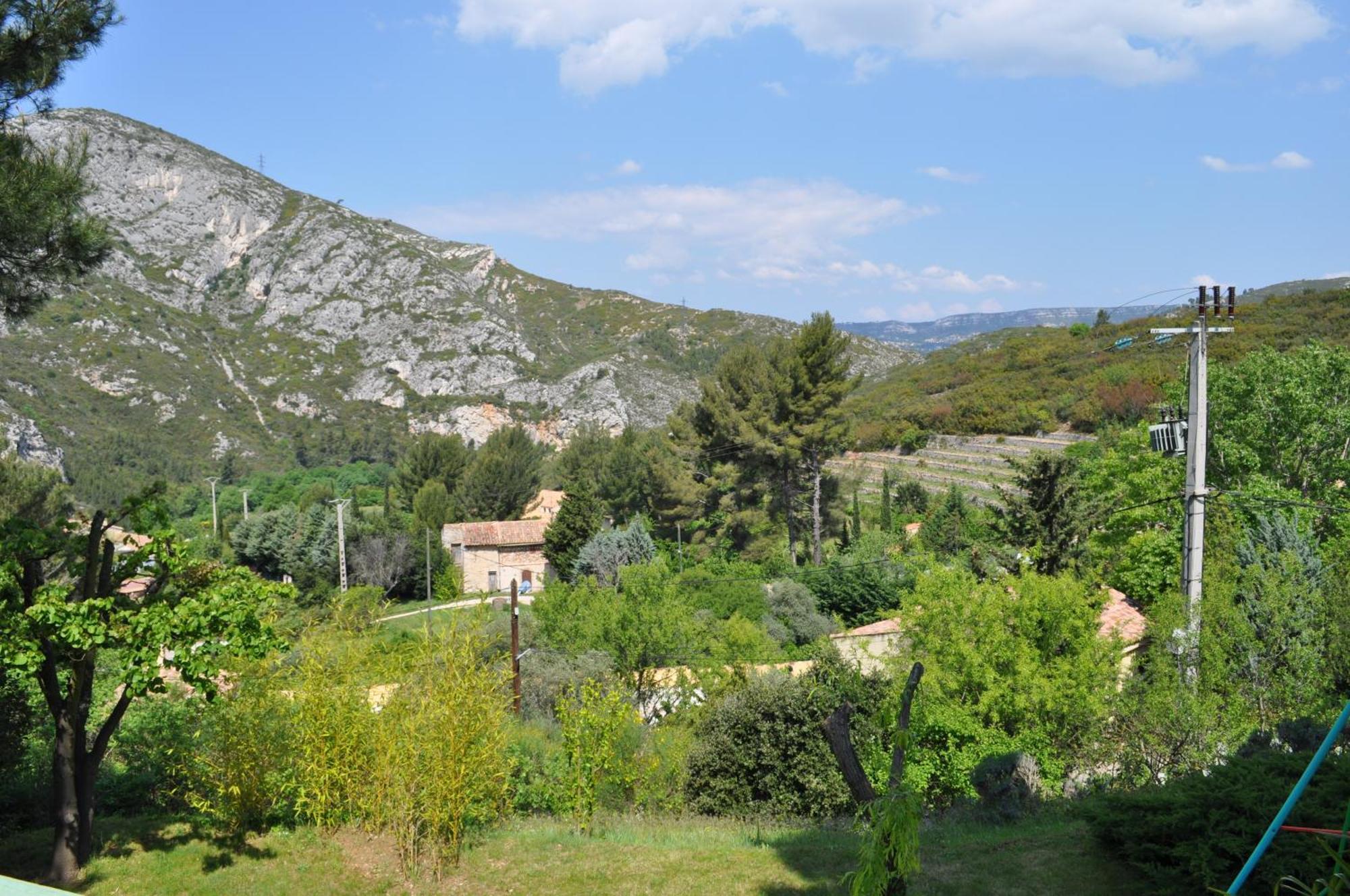 Bed and Breakfast Lou Pin Dou Papet Roquevaire Esterno foto